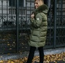 Hosszított szőrmés kapucnis télikabát khaki – Női télikabát – Innova Fashion – 6. kép